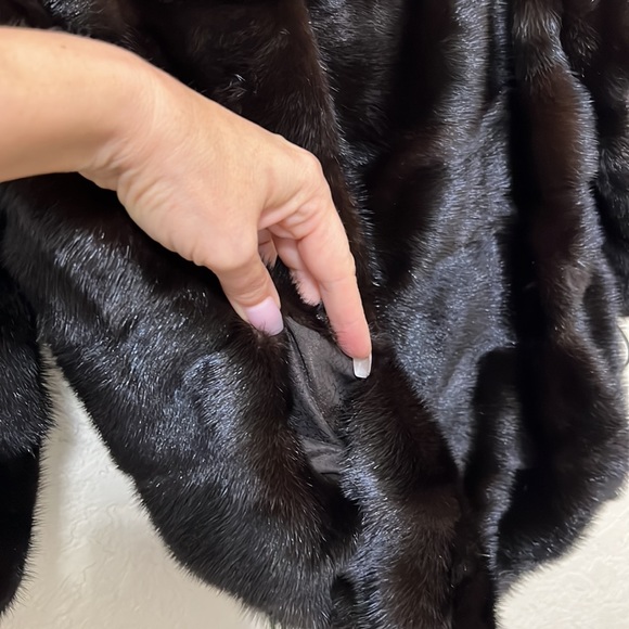 Genuine mink cropped jacket - Picture 9 of 14